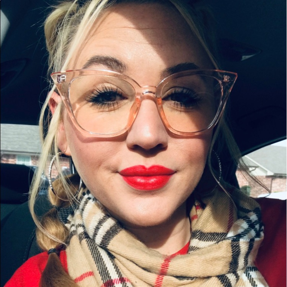Meet your Posher, Chelsie